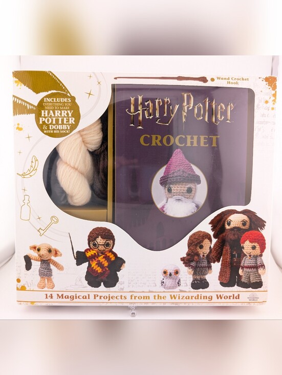 Wizarding World Of Harry Potter Other - NWT Harry Potter Crochet Set - Yarn, Wand Hook, & Instructions NIB New Craft Kit